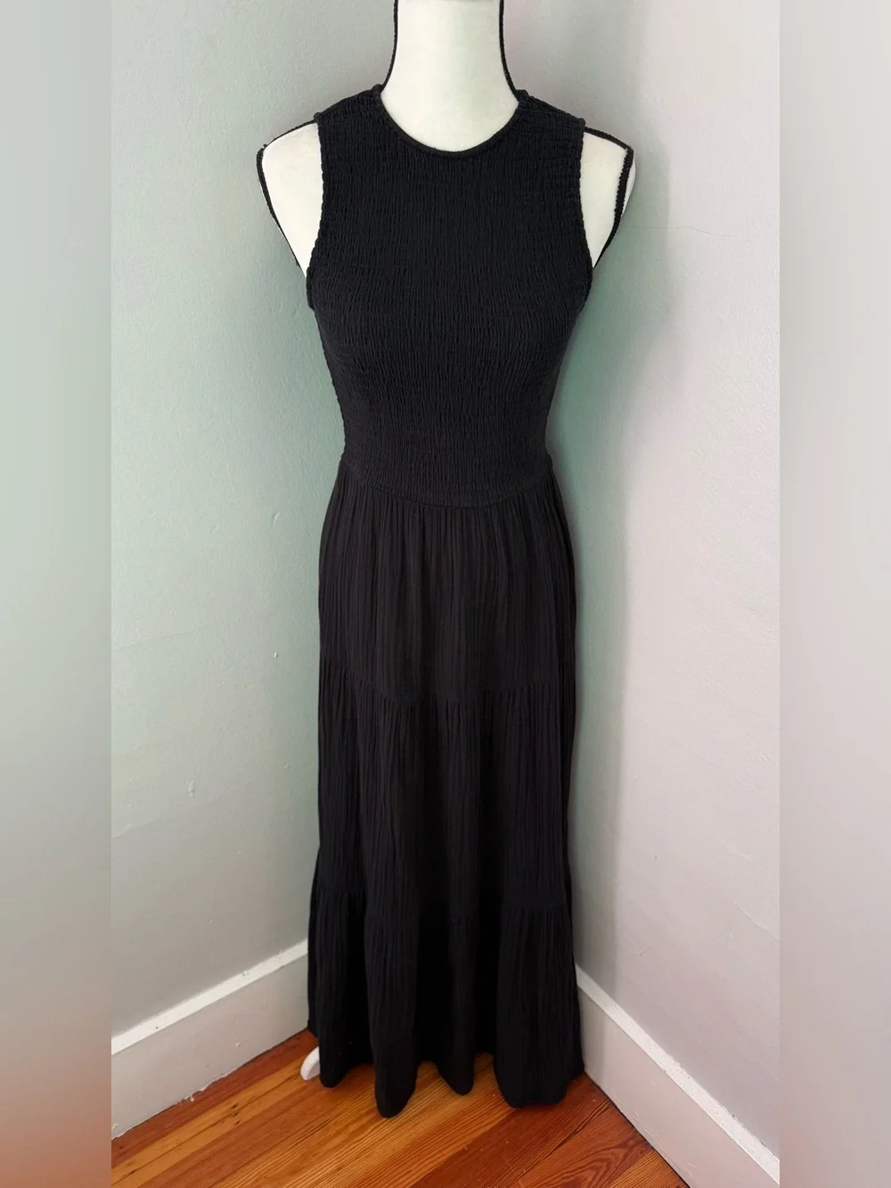 Calvin Klein Smocked Tiered Cotton Gauze Maxi Dress Black Size 2 Minimalist - Picture 1 of 8